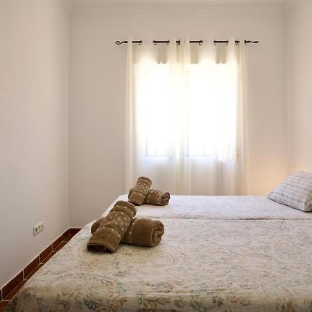 Apartamento Cerca De La Playa Torrecilla Нерха Екстериор снимка