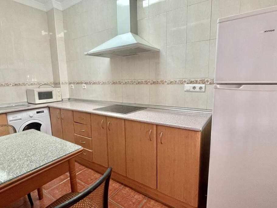 Apartamento Cerca De La Playa Torrecilla Нерха Екстериор снимка