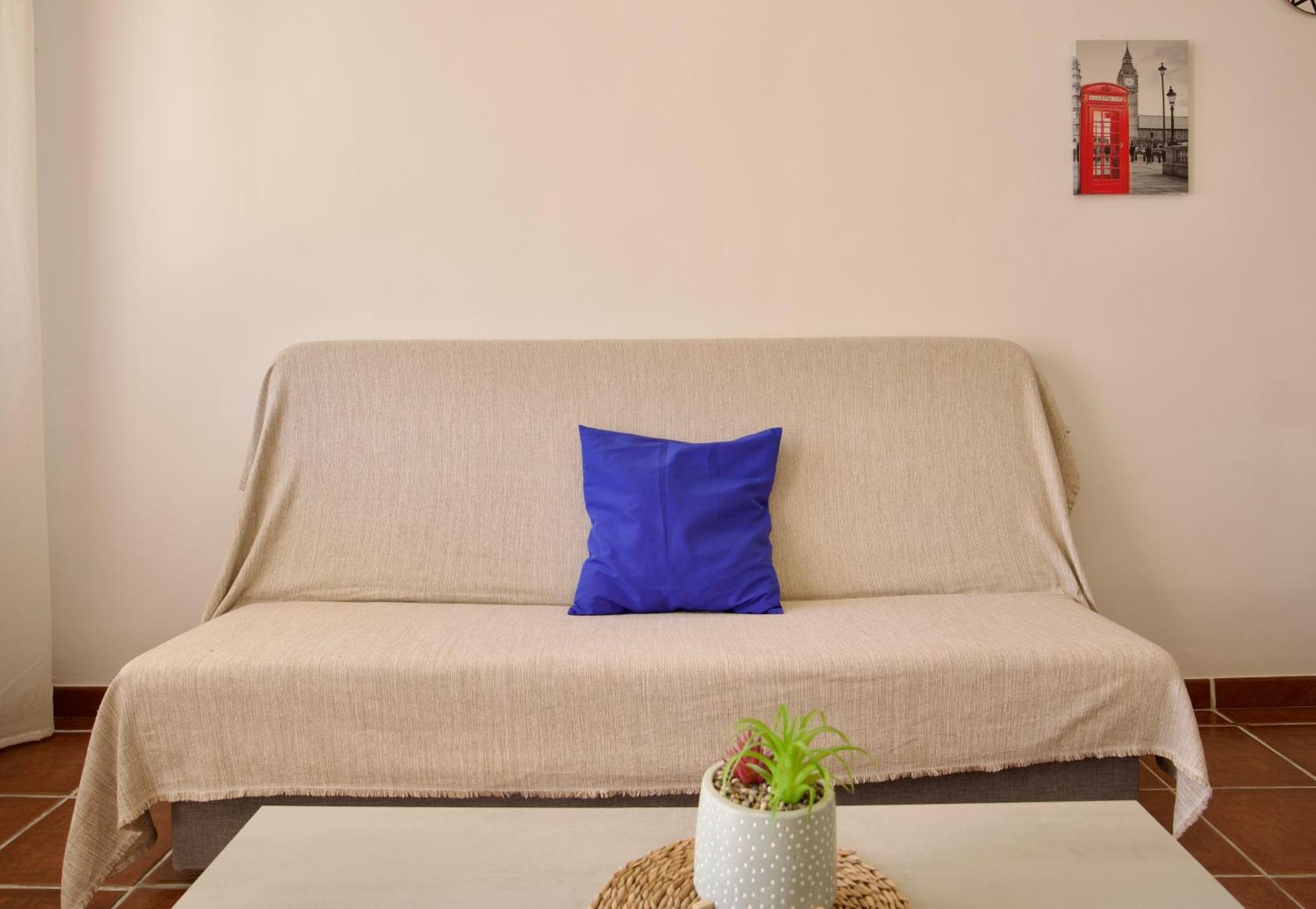 Apartamento Cerca De La Playa Torrecilla Нерха Екстериор снимка