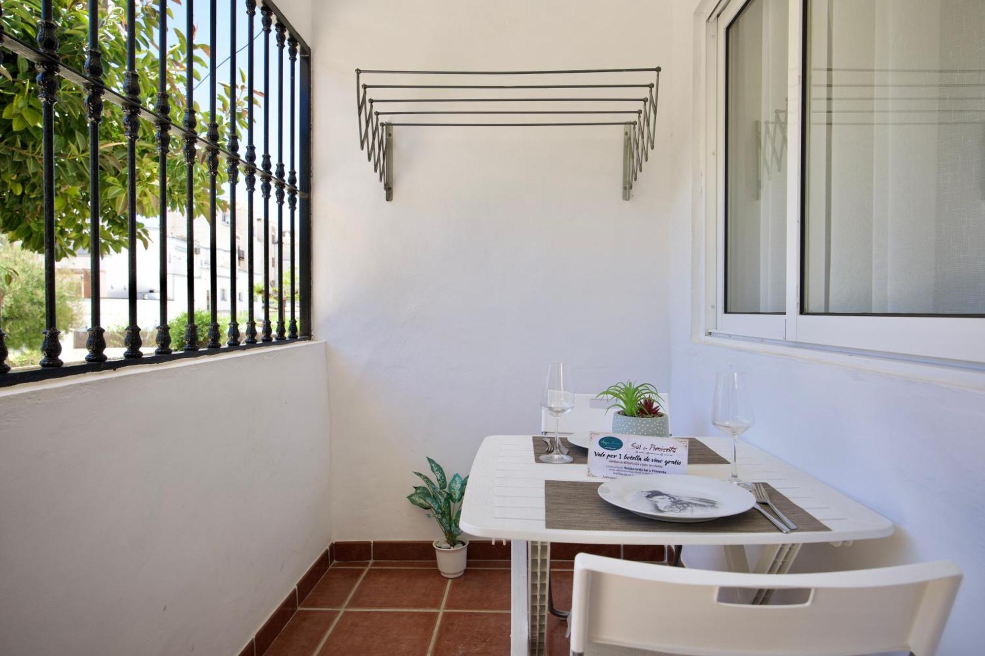 Apartamento Cerca De La Playa Torrecilla Нерха Екстериор снимка